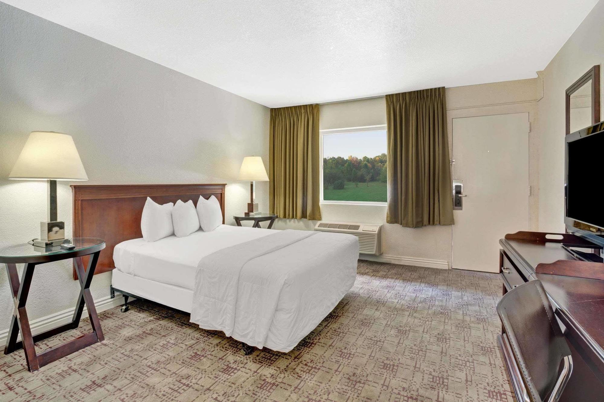 Super 8 By Wyndham Las Vegas North Strip/Fremont St. Area Eksteriør billede